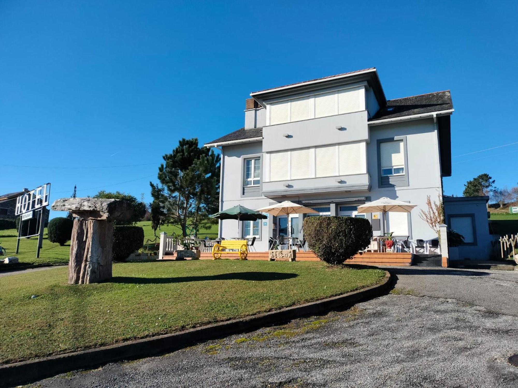 Hotel Capellan Navia Luaran gambar